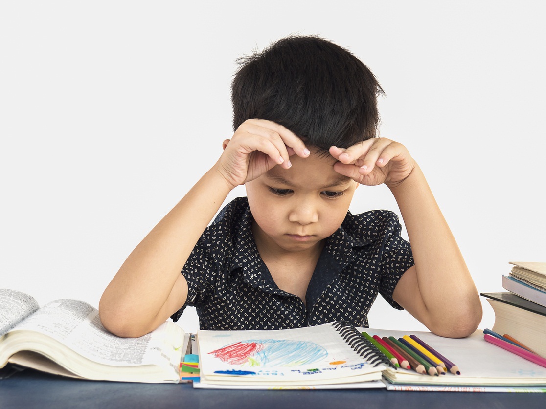 Penyebab dan Cara Mengatasi Anak Kurang Fokus Belajar