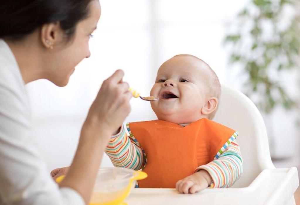 Tips Memilih Peralatan Makan Bayi yang Baik dan Aman