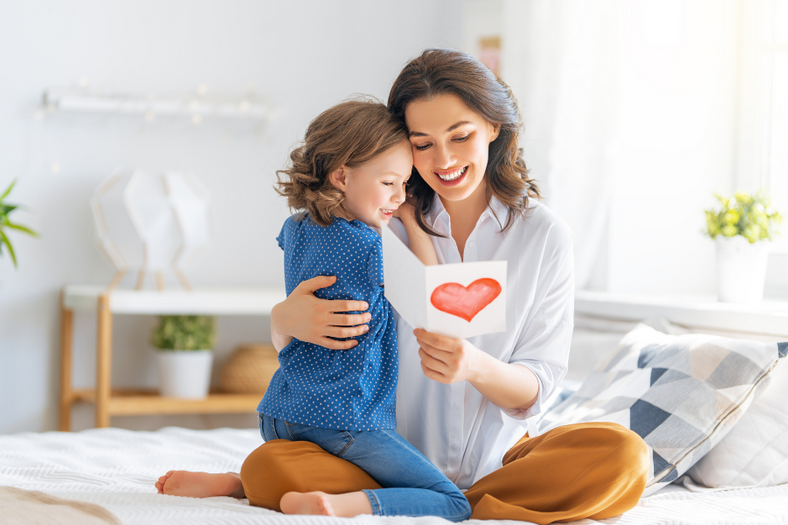 30 Ucapan Hari Ibu Penuh Makna dan Menyentuh Hati