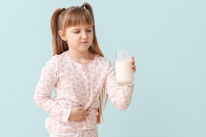 Kenali 5 Gejala Alergi Susu Sapi pada Bayi dan Cara Mengatasinya