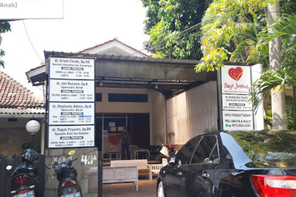 Klinik Bayi Jenius Semarang