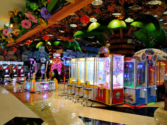 Kings Fun Hartono Mall