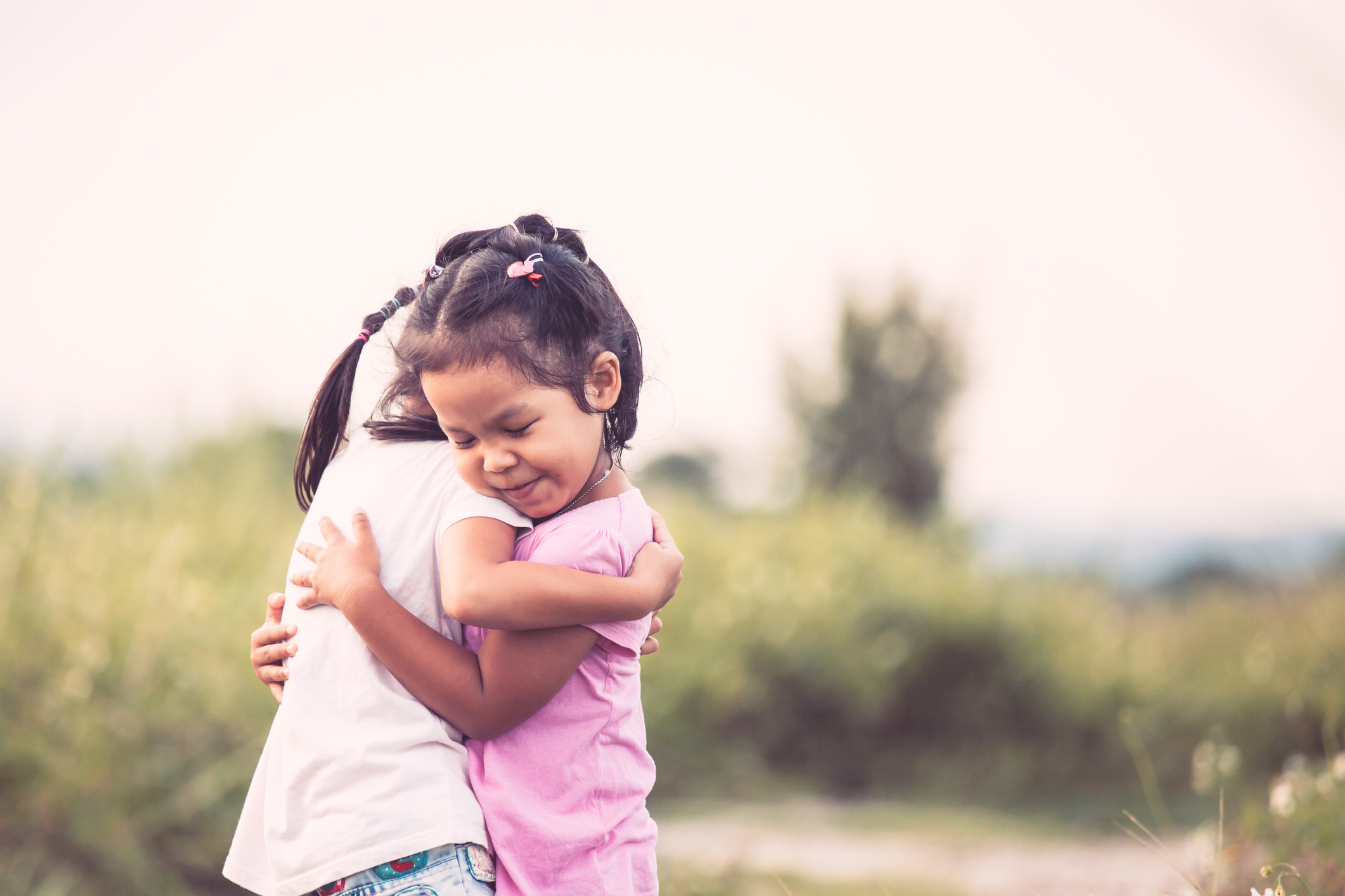 Cara Mengajarkan Anak Tentang Empati
