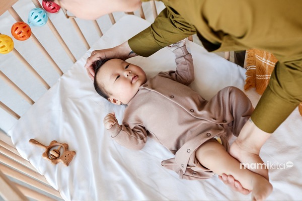 Cara menidurkan bayi yang susah tidur