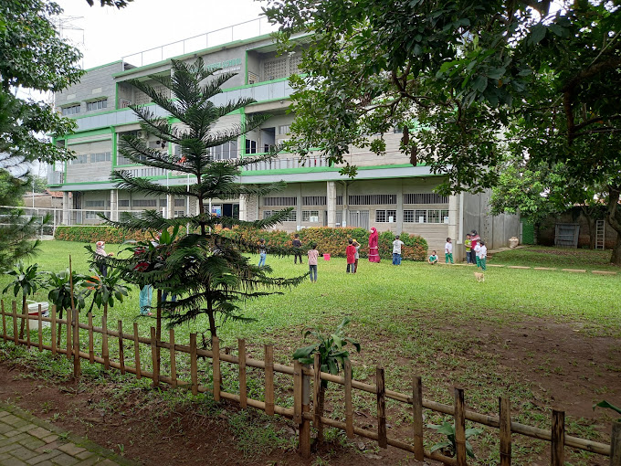 Islamic Green School