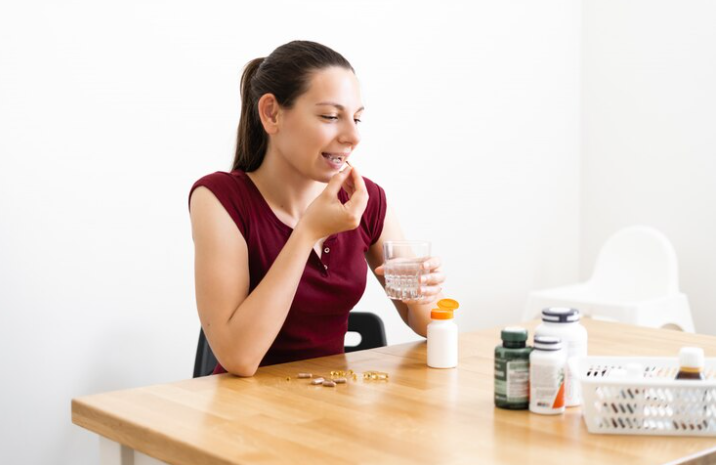 8 Rekomendasi Vitamin Untuk Ibu Menyusui, Booster ASI Secara Maksimal
