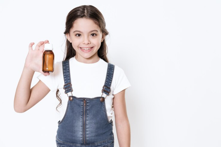 Rekomendasi Suplemen Vitamin Anak 1 Tahun, Untuk Perkembangan dan Kecerdasan