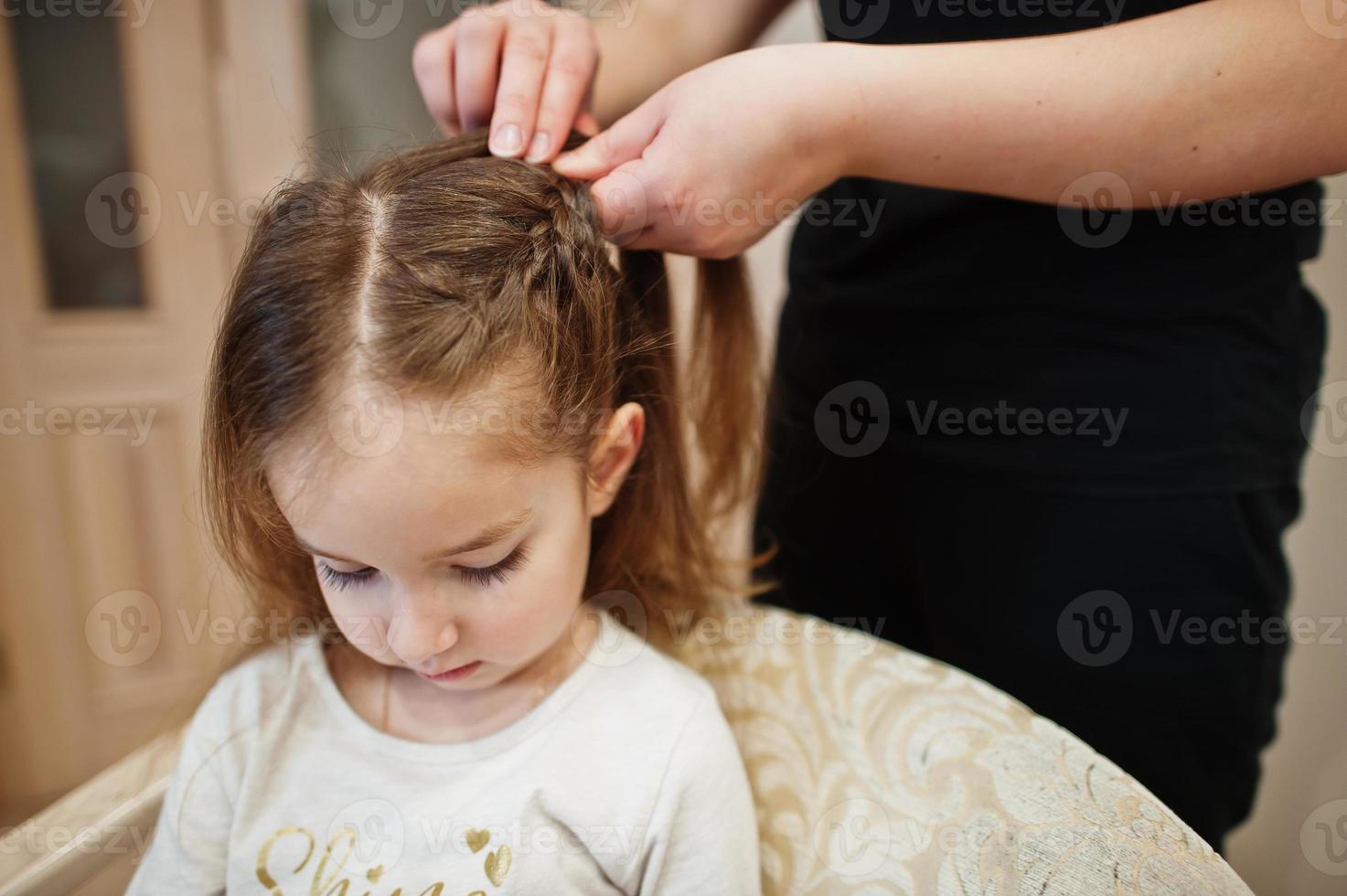 Stop Kuncir Rambut Bayi Terlalu Erat