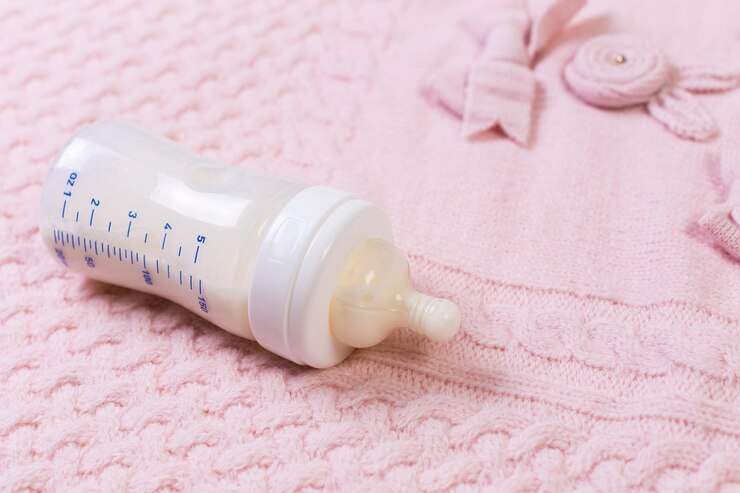 seberapa sering botol susu bayi harus diganti?