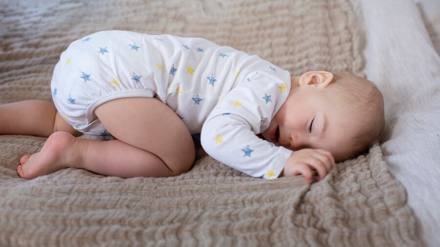 gangguan tidur pada bayi 0-6 bulan 