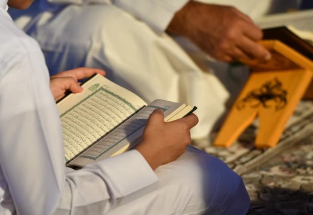 membaca Al Quran
