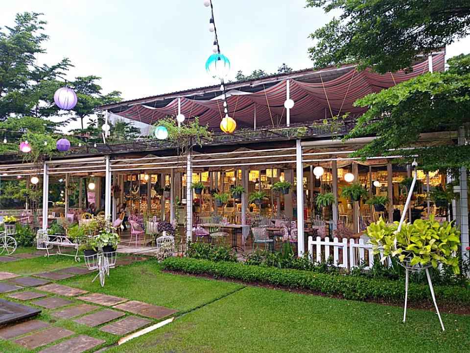 tempat bukber di Bekasi murah dan bagus