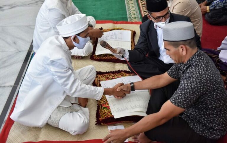 Urutan Wali Nikah Perempuan Dalam Islam Yang Benar Dan Tepat ...