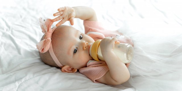 Bagaimana cara mengetahui bayi tidak cocok susu formula