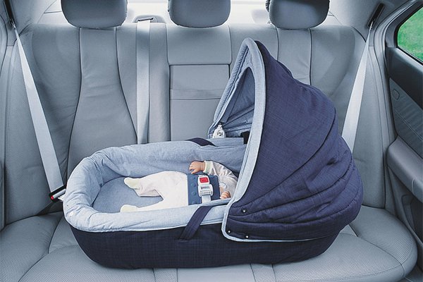 tips membawa bayi perjalanan jauh dengan mobil