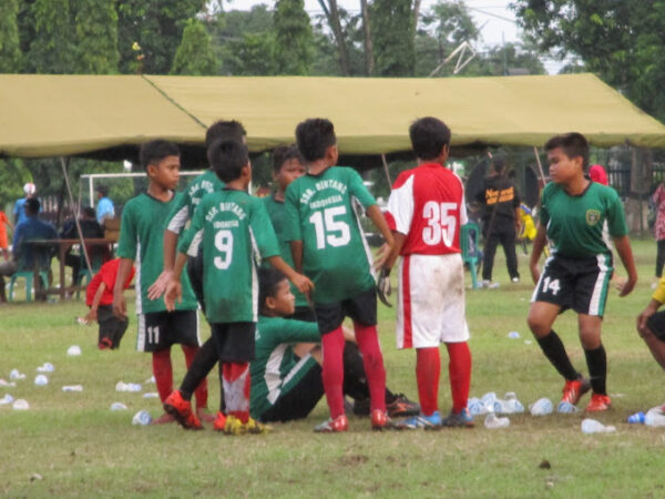 sekolah sepak bola anak di Surabaya