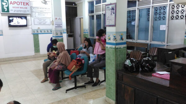 dokter anak yang buka hari Sabtu Minggu di Jogja