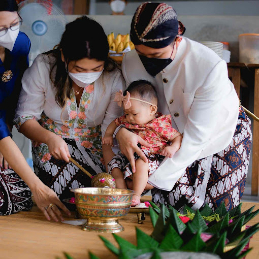 tempat sewa baju adat anak di Jogja