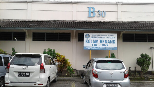 tempat kursus renang anak di Jogja