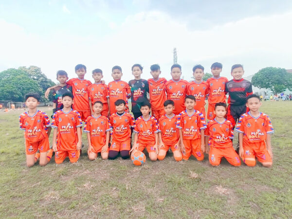 sekolah sepak bola anak di Bandung