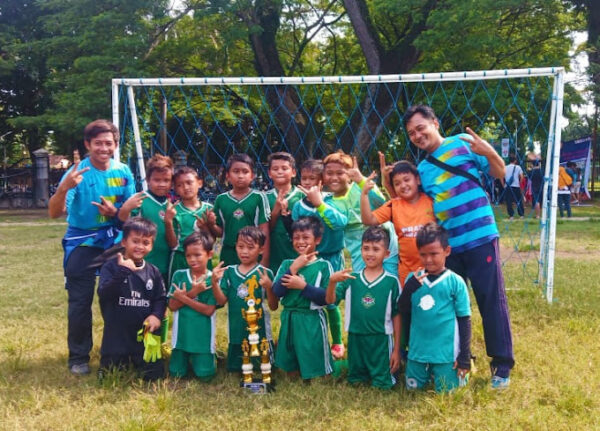 sekolah sepak bola anak di Surabaya