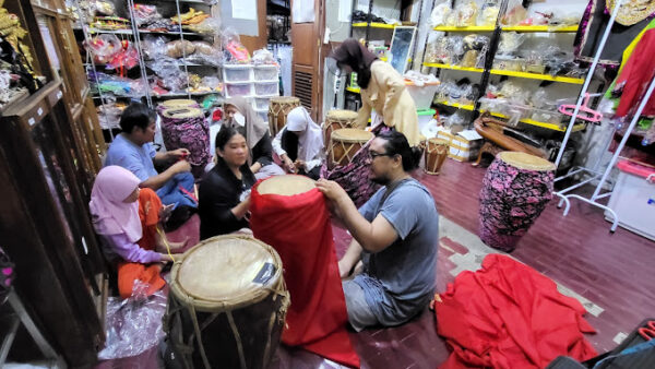 tempat sewa baju adat anak di Jakarta