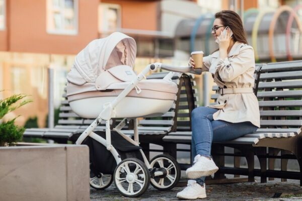 cara memilih stroller bayi terbaik