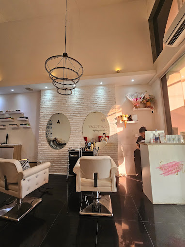 salon nail art di Bali