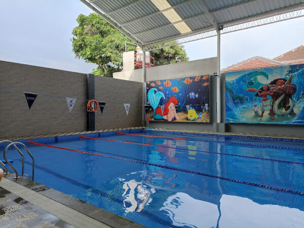 tempat kursus renang anak di Surabaya