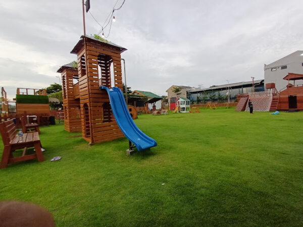 tempat playground anak di Surabaya