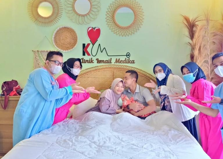 7 Rekomendasi Klinik Ibu dan Anak di Depok 4 unnamed 19 e1761966306696