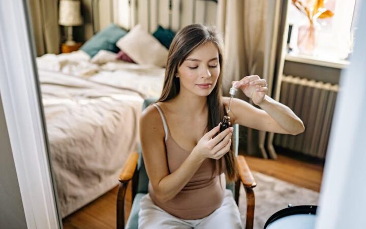 5 Tips Aman Atasi Wajah Bruntusan Selama Kehamilan