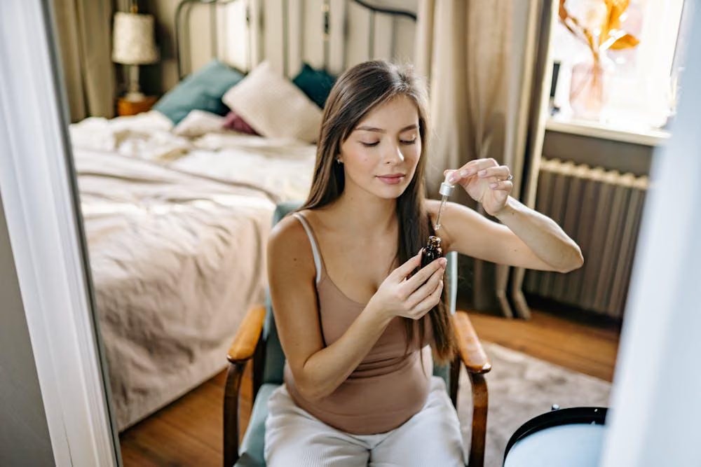 5 Tips Aman Atasi Wajah Bruntusan Selama Kehamilan