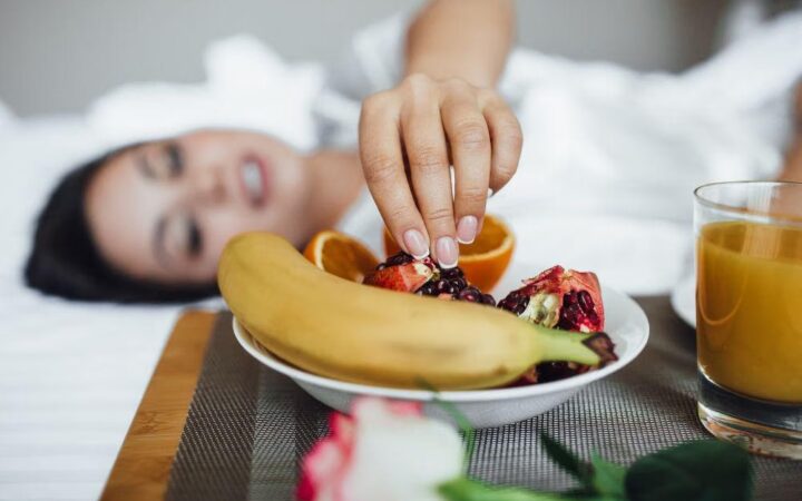 7 Buah untuk Mengatasi Insomnia saat Hamil