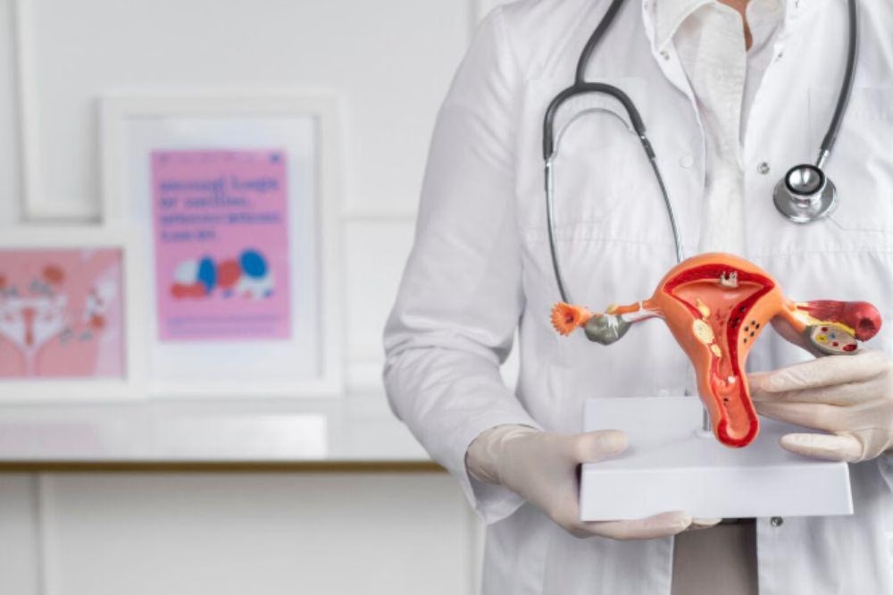 Perawatan Terpadu PMOS untuk Kesehatan Reproduksi Perempuan